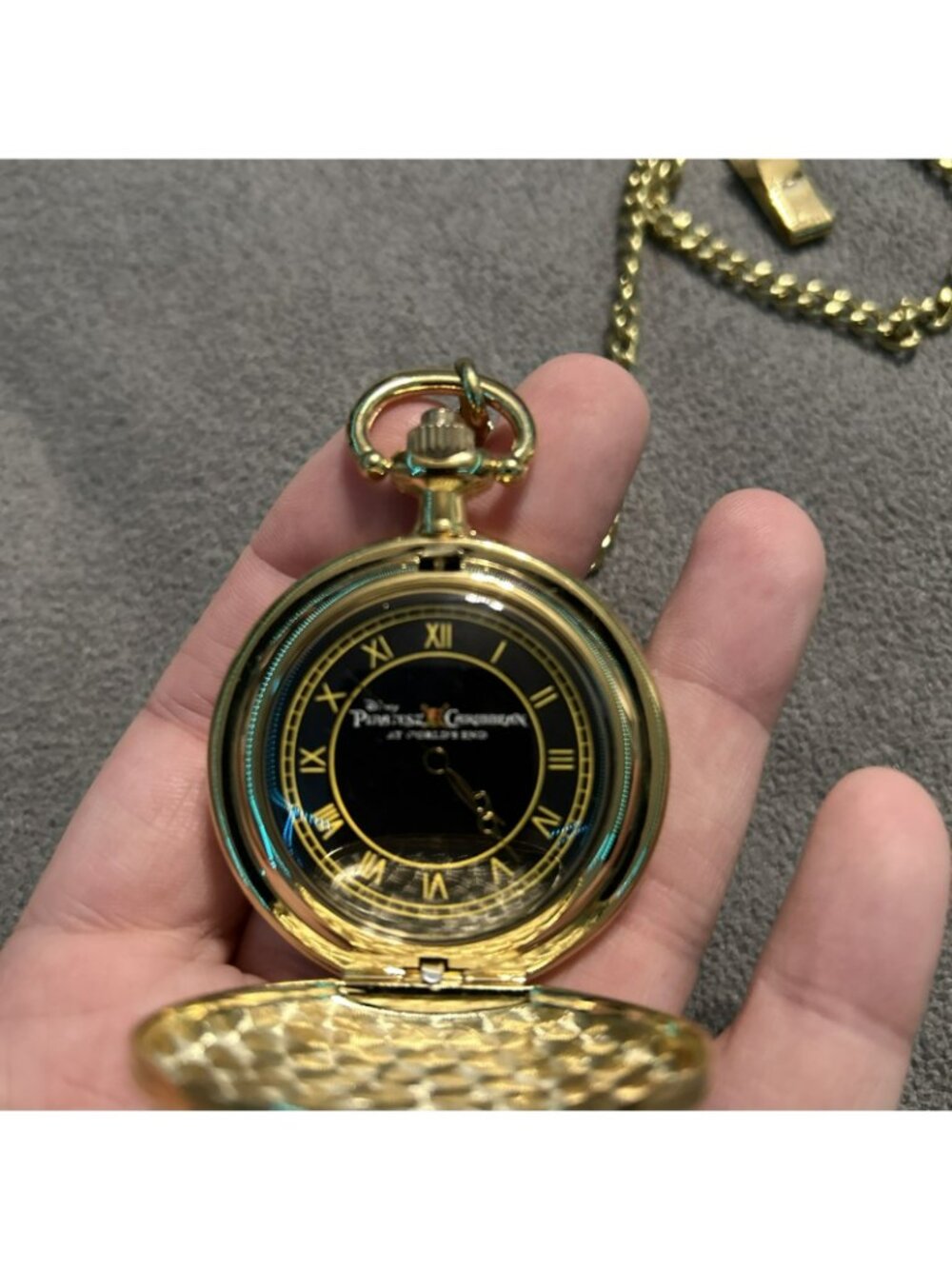 Disney Pirates of the Caribbean VTG Promo Pocket Watch – Fully Working - Picture 2 of 6